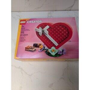 LEGO Creator 40759 Valentine's Day Box Heart Chocolate Gift Set Sealed